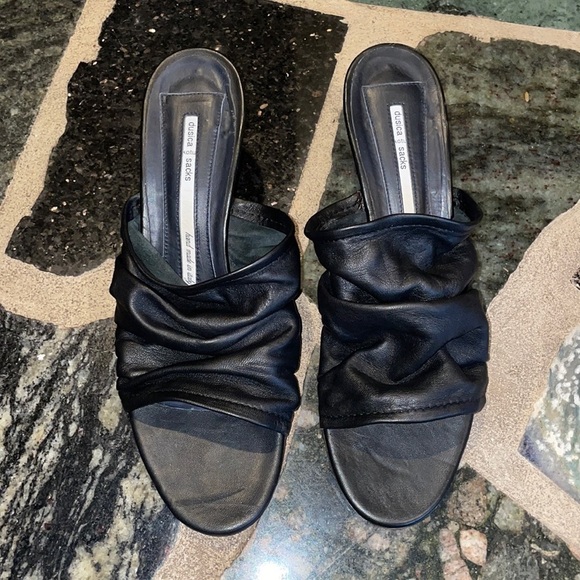 dusica dusica- Black Keba Mule Pumps - Picture 4 of 9